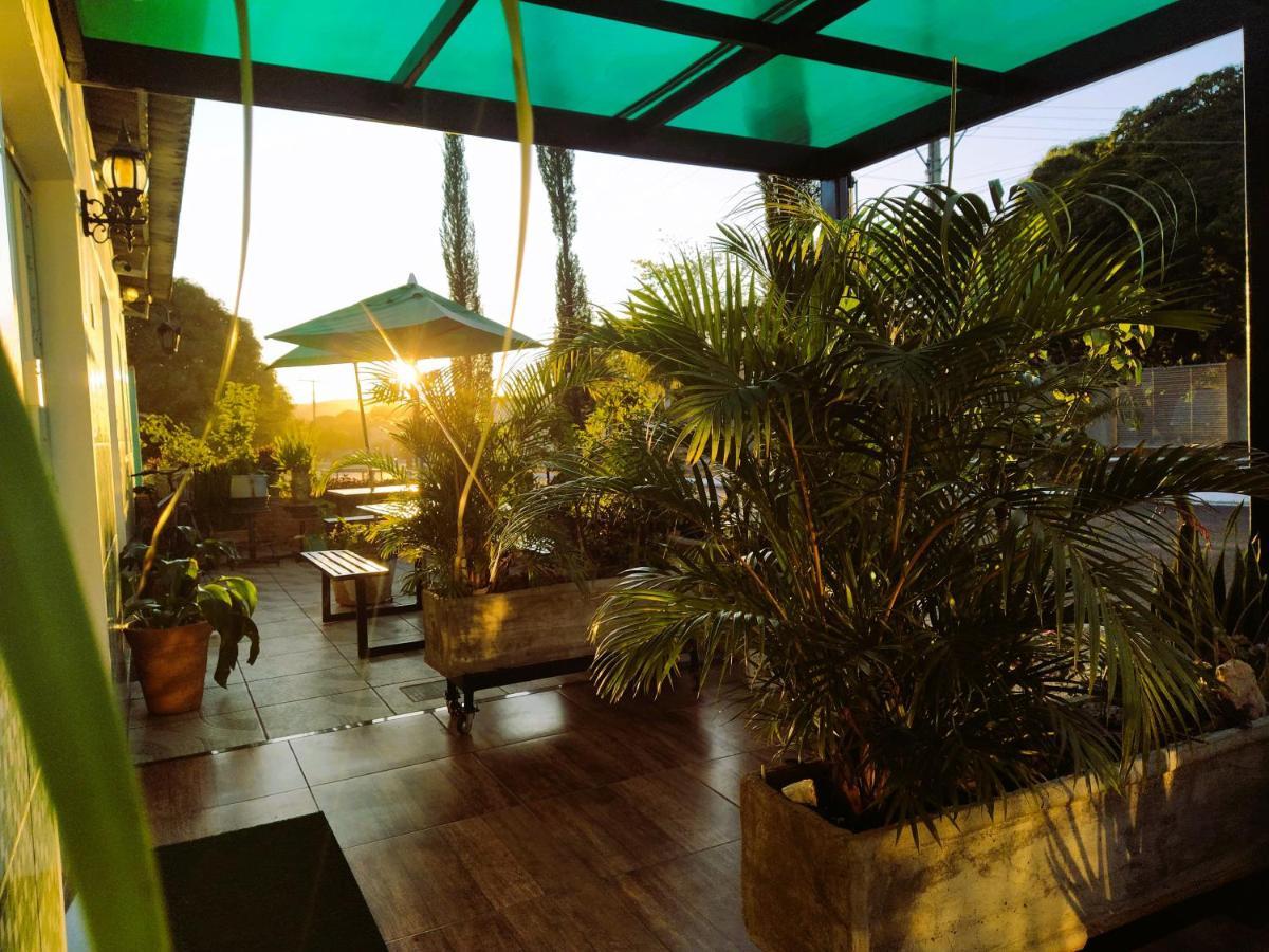 Hotel Recanto Verde Teresina de Goias Exterior photo